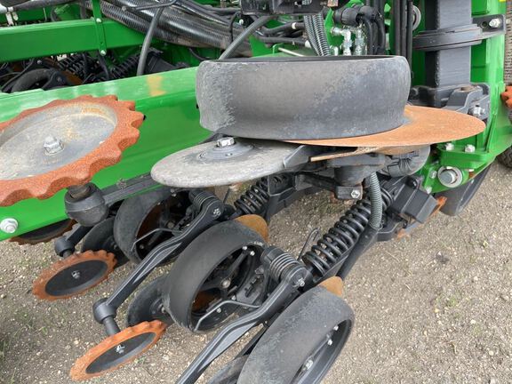 2020 John Deere 1890 Air Seeder