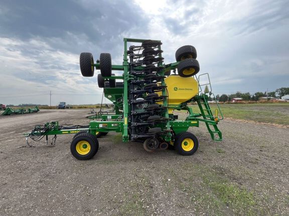 2024 John Deere N540C Air Seeder