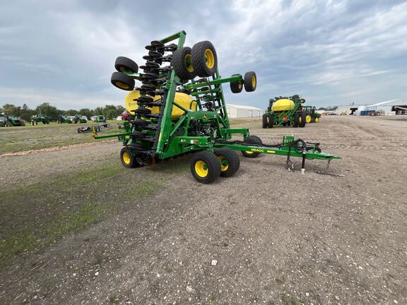 2024 John Deere N540C Air Seeder