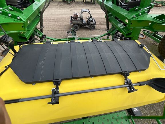 2024 John Deere N540C Air Seeder