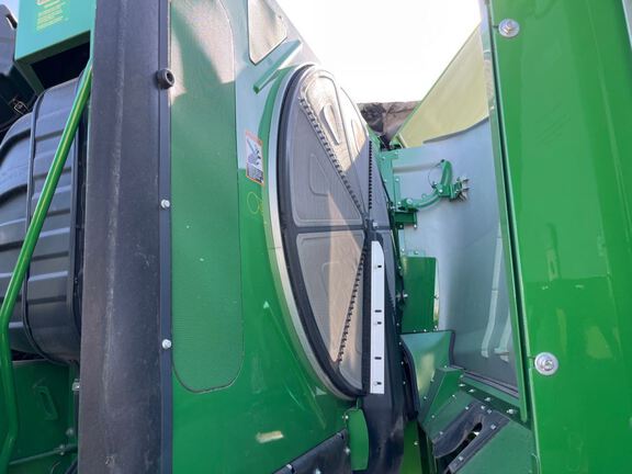 2023 John Deere S770 Combine