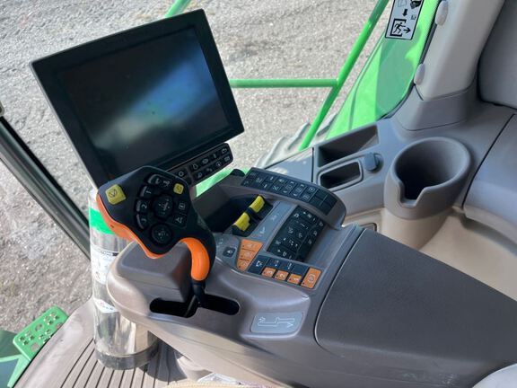 2023 John Deere S770 Combine