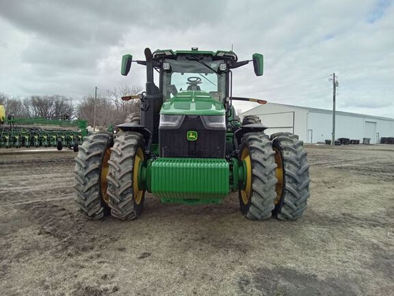 2022 John Deere 8R 340 Tractor