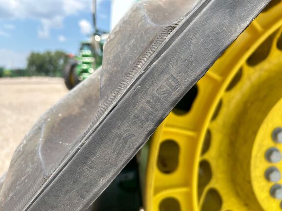 2023 John Deere 9RX 640 Tractor Rubber Track