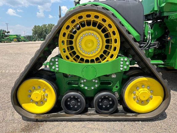 2023 John Deere 9RX 640 Tractor Rubber Track