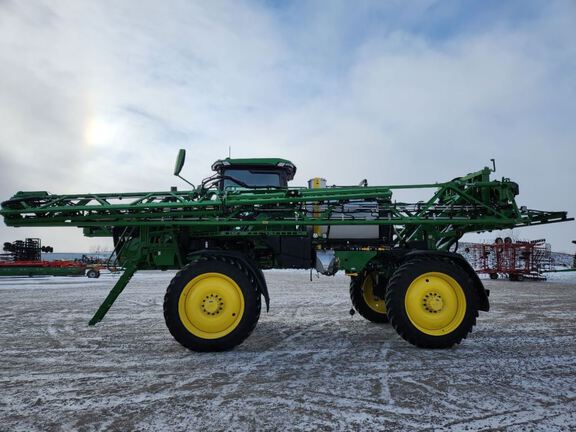 2023 John Deere 410R Sprayer/High Clearance