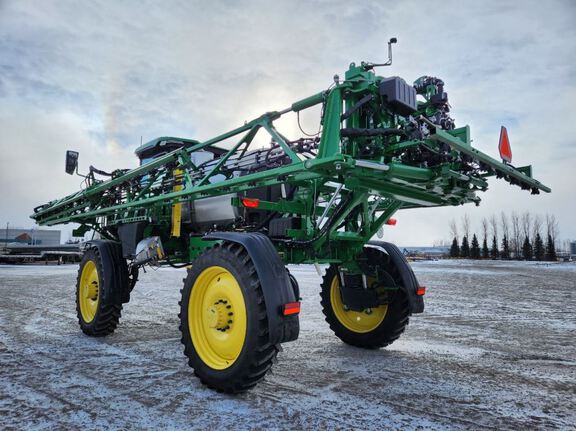 2023 John Deere 410R Sprayer/High Clearance