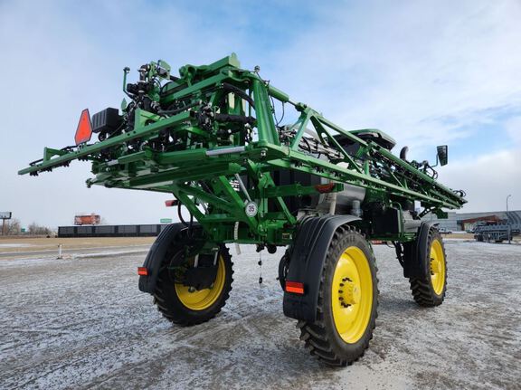 2023 John Deere 410R Sprayer/High Clearance