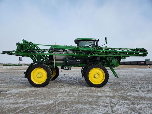 2023 John Deere 410R Sprayer/High Clearance