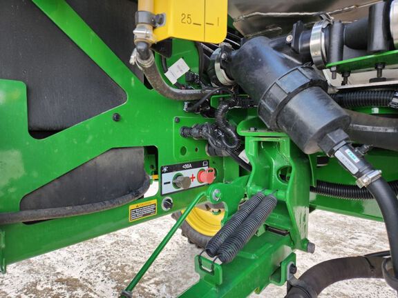 2023 John Deere 410R Sprayer/High Clearance