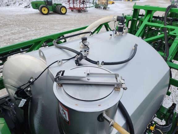 2023 John Deere 410R Sprayer/High Clearance