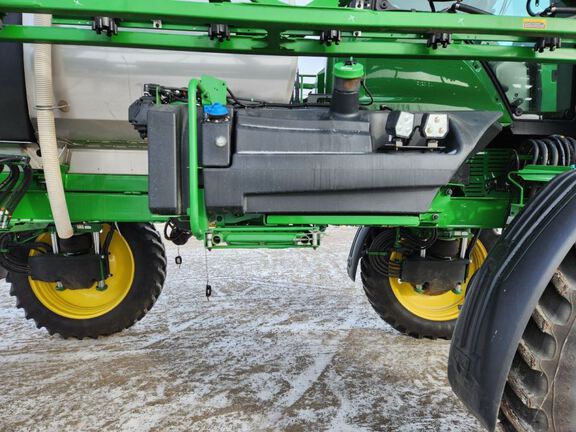 2023 John Deere 410R Sprayer/High Clearance