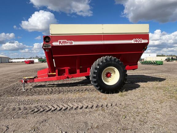 2000 Killbros 1400 Grain Cart