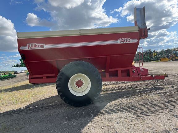 2000 Killbros 1400 Grain Cart