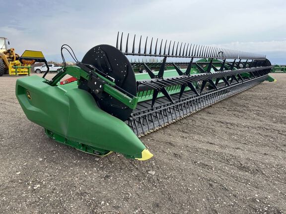 2023 John Deere RD45F Header Combine