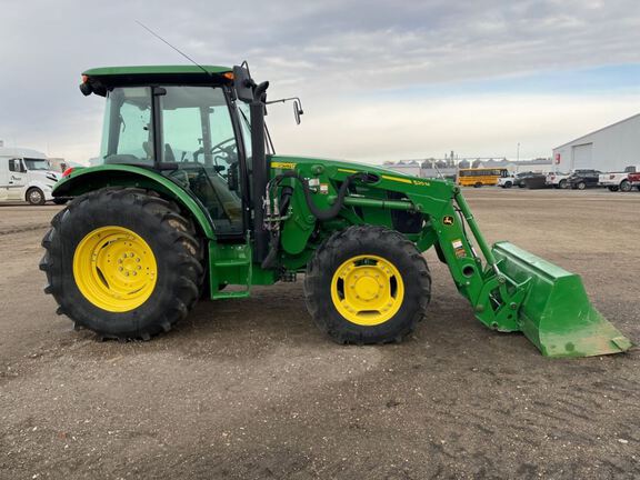 2020 John Deere 5100E Tractor