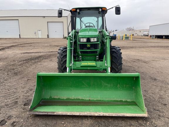 2020 John Deere 5100E Tractor