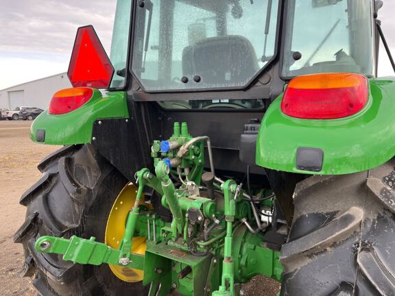 2020 John Deere 5100E Tractor