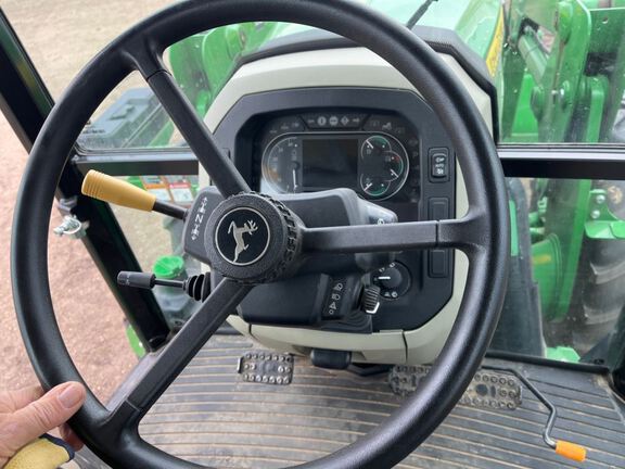 2020 John Deere 5100E Tractor