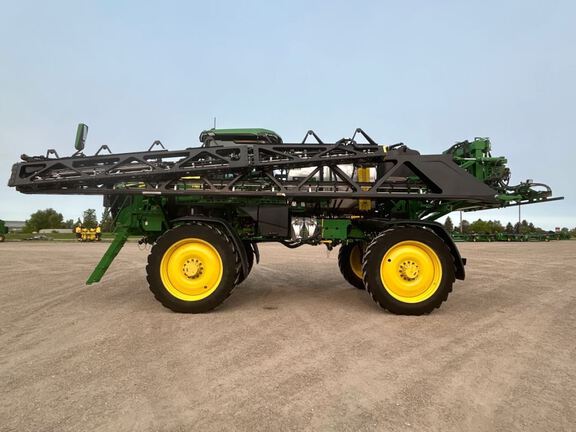2024 John Deere 412R Sprayer/High Clearance