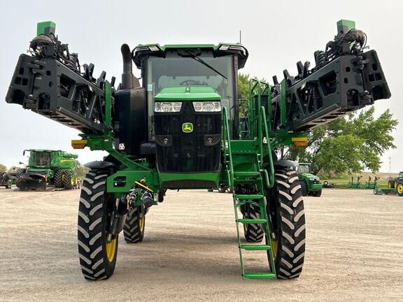 2024 John Deere 412R Sprayer/High Clearance
