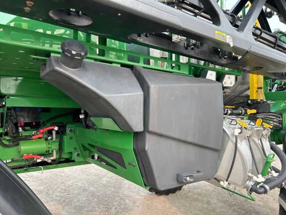 2024 John Deere 412R Sprayer/High Clearance