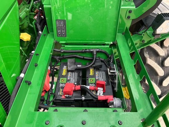 2024 John Deere 412R Sprayer/High Clearance