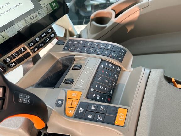 2024 John Deere 412R Sprayer/High Clearance