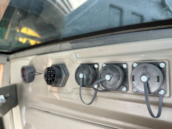 2024 John Deere 412R Sprayer/High Clearance