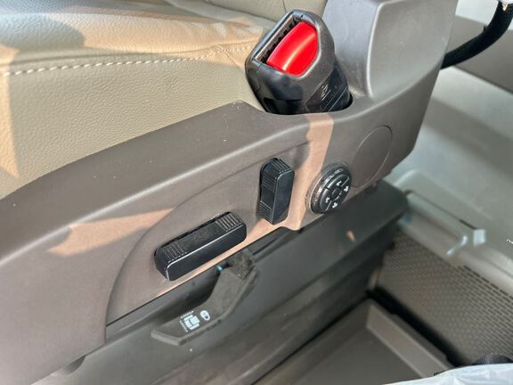 2024 John Deere 412R Sprayer/High Clearance