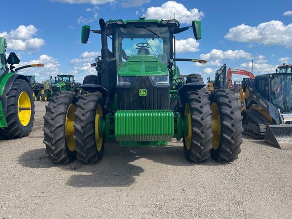 2023 John Deere 8R 250 Tractor