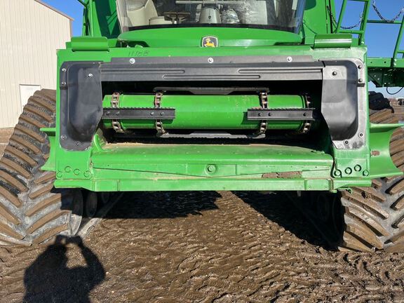 2024 John Deere S780 Combine