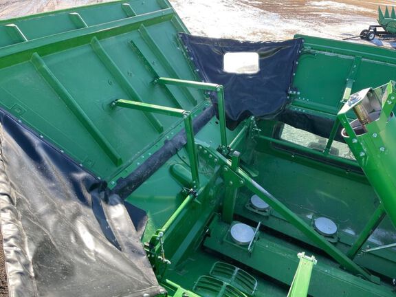 2024 John Deere S780 Combine