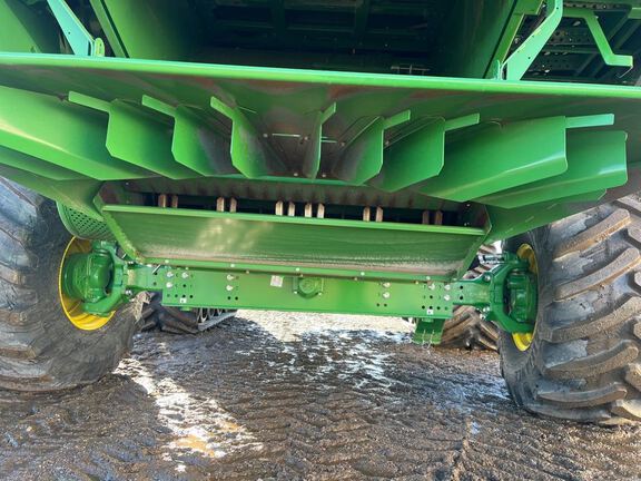 2024 John Deere S780 Combine