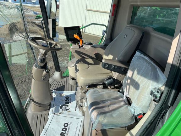 2024 John Deere S780 Combine