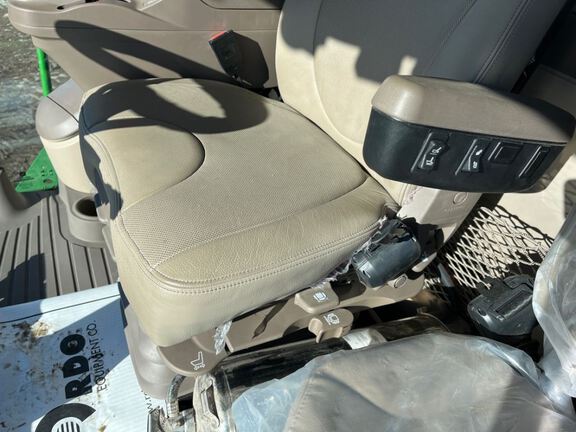 2024 John Deere S780 Combine