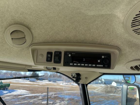 2024 John Deere S780 Combine