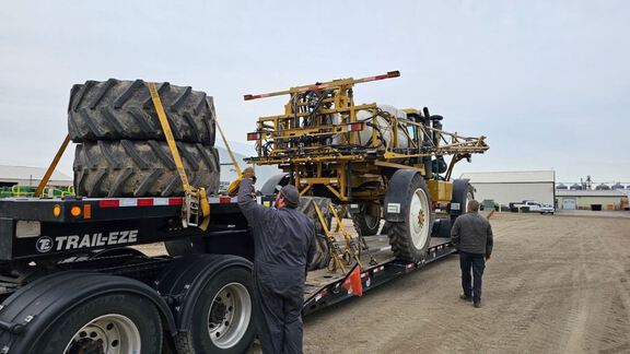 2007 AGCO ROGATOR 1074 Sprayer/High Clearance