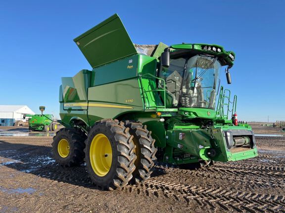 2024 John Deere S770 Combine