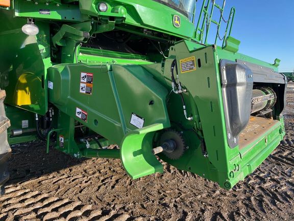 2024 John Deere S770 Combine
