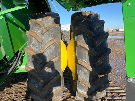 2024 John Deere S770 Combine