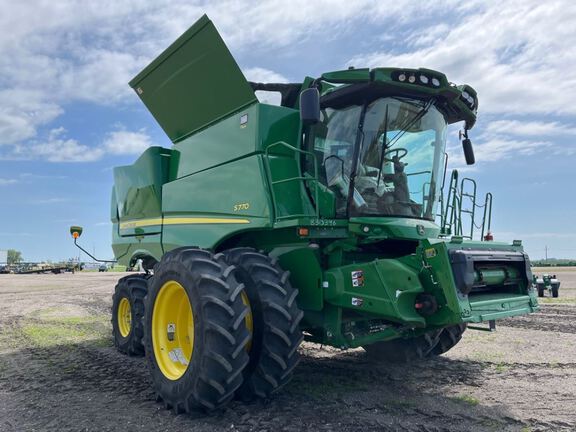 2024 John Deere S770 Combine