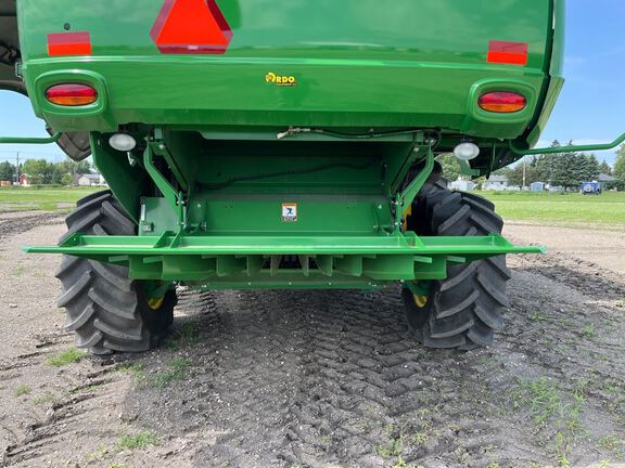 2024 John Deere S770 Combine