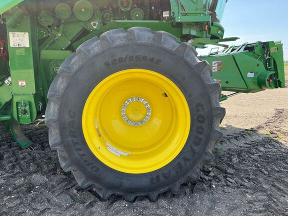 2024 John Deere S770 Combine