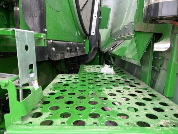 2024 John Deere S770 Combine