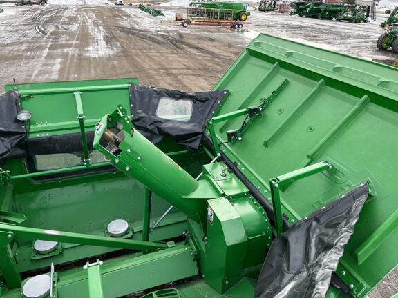 2024 John Deere S770 Combine