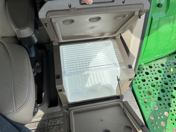 2024 John Deere S770 Combine