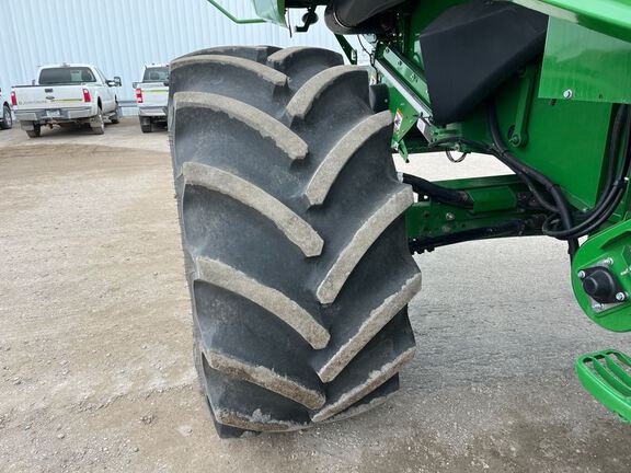 2024 John Deere S770 Combine