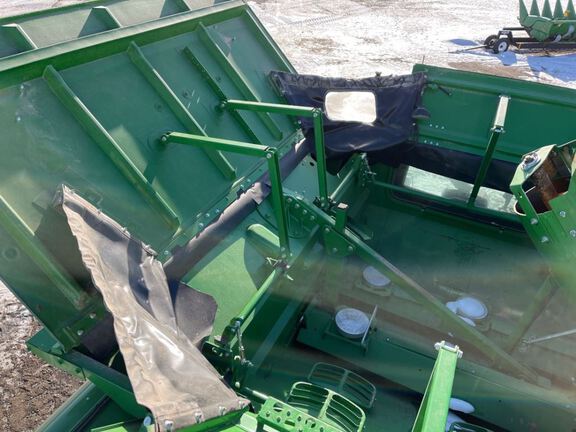 2024 John Deere S770 Combine