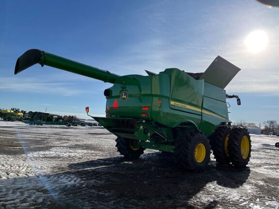 2024 John Deere S770 Combine